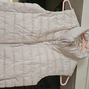 Old Navy Active Cream Vest